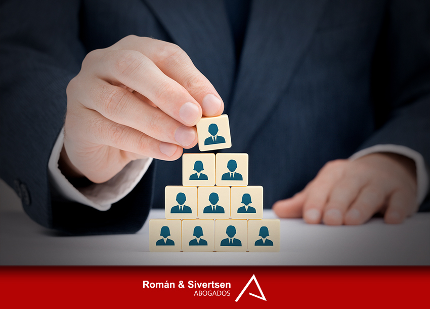 ¿Anti-nepotismo electoral y no reelección en la Constitución?